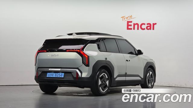 Kia EV3 из Кореи Encar