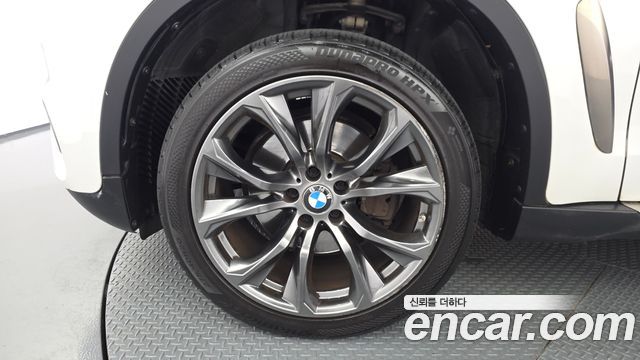 BMW X6 xDrive 40d — пробег 157 580 км — фото 5 из 5