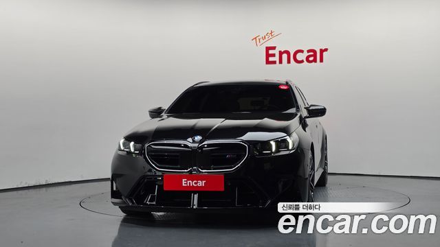 BMW M5 M5 Touring — пробег 5 550 км — фото 3 из 5