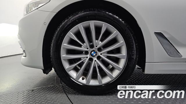 BMW 5-Series из Кореи Encar