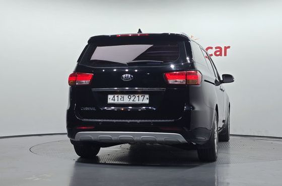 Kia Carnival 9-seater Prestige — пробег 139 402 км — фото 4 из 5
