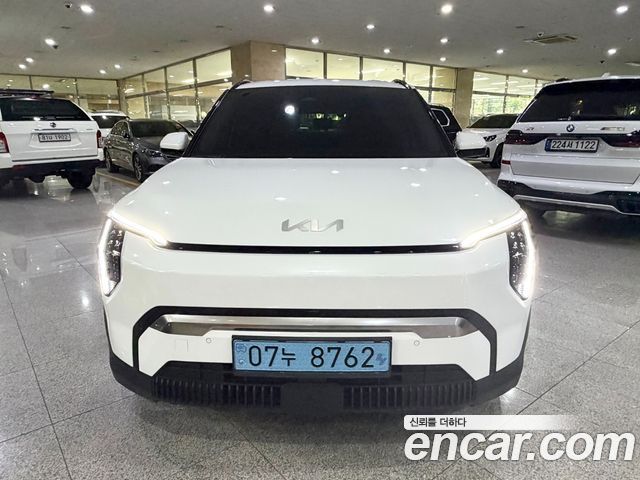 Kia EV3 Long Range 2WD Earth — пробег 6 748 км — фото 2 из 5