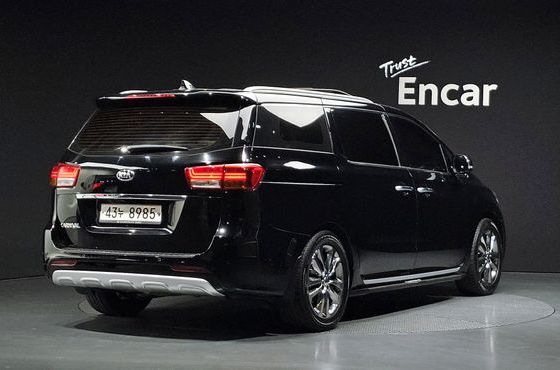 Kia Carnival 9-seater Noblesse — пробег 130 678 км — фото 2 из 5