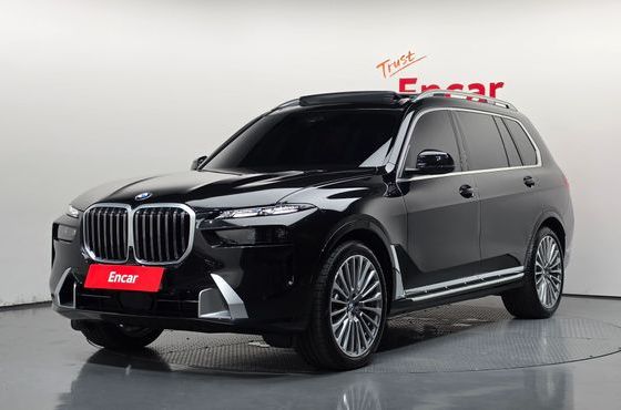 BMW X7 xDrive 40d Design Pure Excellence 6-Seater — пробег 3 227 км — фото 1 из 5