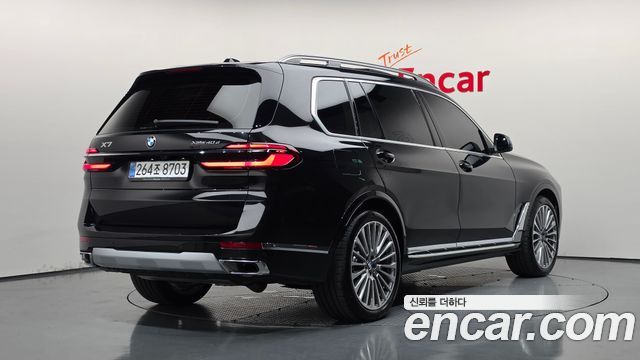 BMW X7 xDrive 40d Design Pure Excellence 6-Seater — пробег 3 227 км — фото 2 из 5