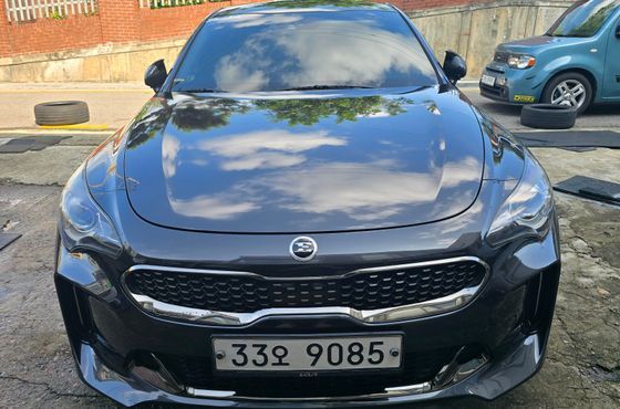 Kia Stinger 2.0 Turbo AWD Prime — пробег 202 000 км — фото 1 из 5