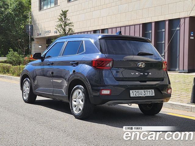 Hyundai Venue из Кореи Encar