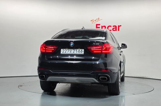 BMW X6 xDrive 30d — пробег 183 896 км — фото 4 из 5