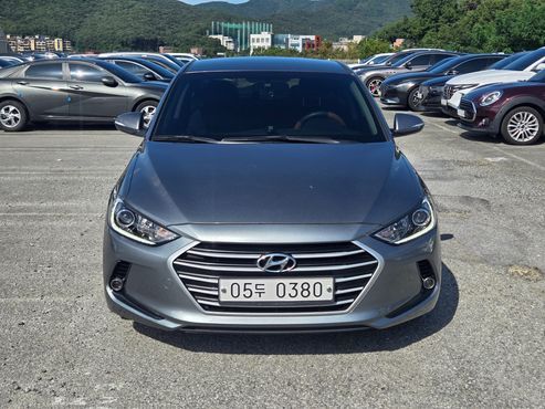 Hyundai AVANTE 1.6 GDI Smart Special — пробег 88 000 км — фото 1 из 5