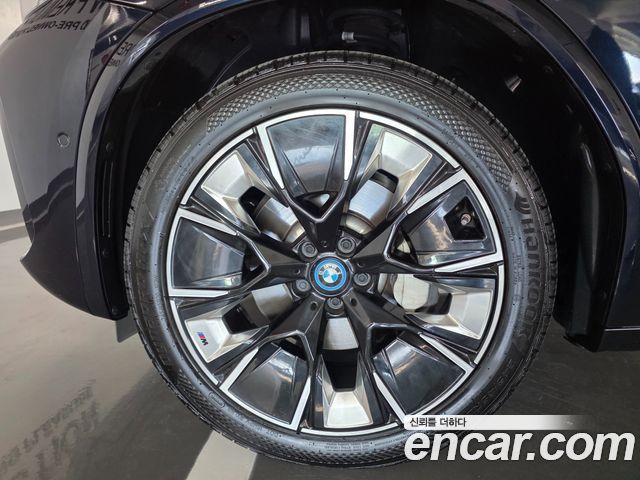 BMW iX3 M Sports — пробег 52 972 км — фото 5 из 5