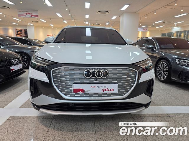 Audi Q4 e-tron 40 Premium — пробег 53 167 км — фото 2 из 5