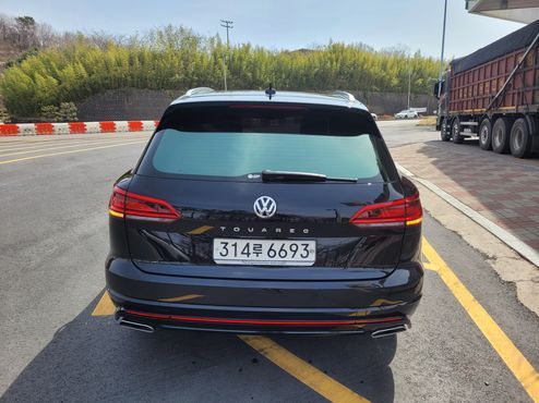 Volkswagen Touareg 3.0 TDI R-Line — пробег 119 500 км — фото 2 из 5