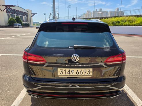 Volkswagen Touareg 3.0 TDI R-Line — пробег 119 500 км — фото 4 из 5
