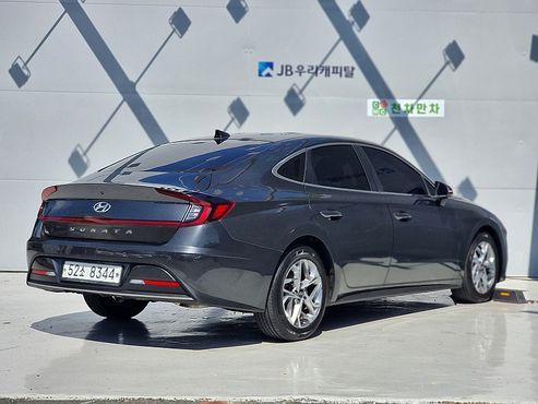 Hyundai Sonata 2.0 Premium — пробег 101 901 км — фото 4 из 5