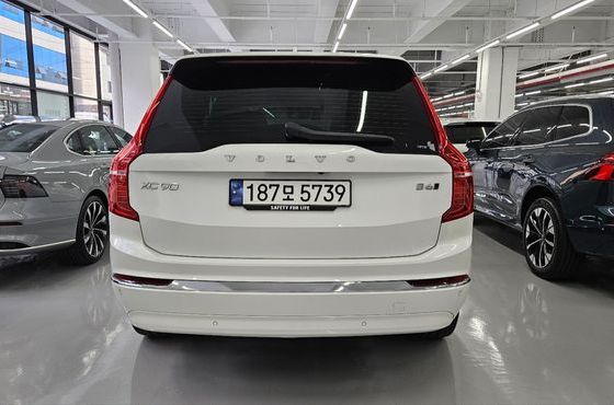 Volvo XC90 B6 Ultimate Bright — пробег 28 844 км — фото 4 из 5