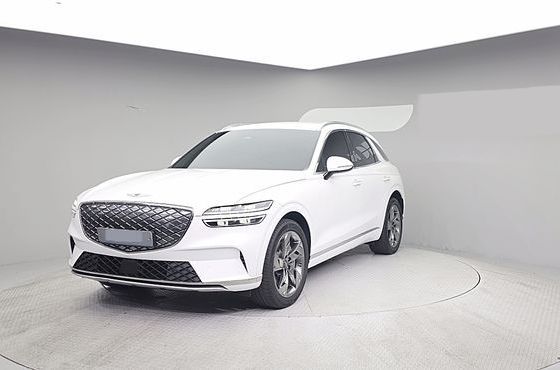 Genesis GV70 e-AWD — пробег 36 051 км — фото 1 из 5