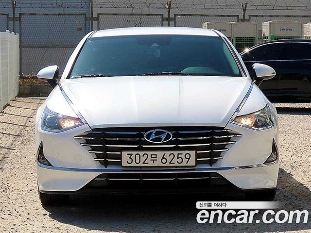 Hyundai Sonata 2.0 Smart — пробег 126 956 км — фото 1 из 5