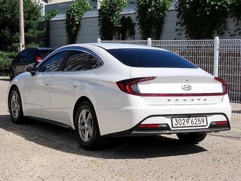Hyundai Sonata 2.0 Smart — пробег 126 956 км — фото 3 из 5