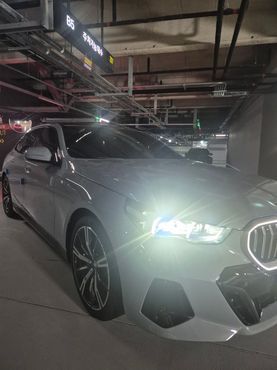 BMW 5-Series 530i xDrive M Sport — пробег 6 700 км — фото 3 из 5
