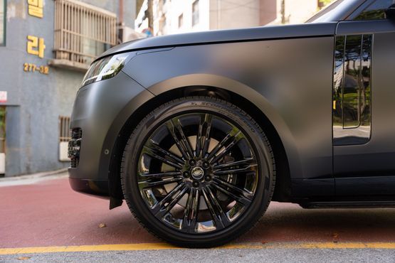 Land Rover Range Rover P530 Autobiography Long Wheel Base — пробег 16 000 км — фото 5 из 5