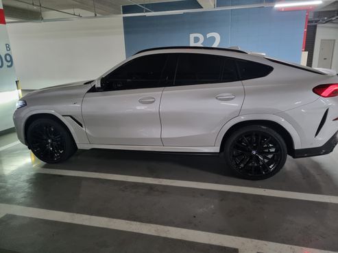 BMW X6 xDrive40i M Sport — пробег 24 200 км — фото 2 из 5