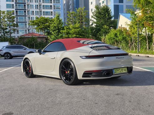 Porsche 911 Carrera S Cabriolet — пробег 48 000 км — фото 2 из 5