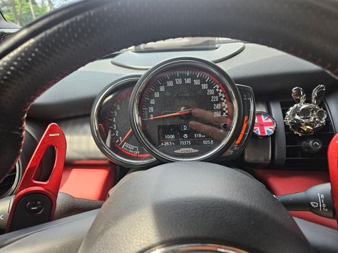 Mini Cooper Convertible JCW 3rd — пробег 75 000 км — фото 4 из 5
