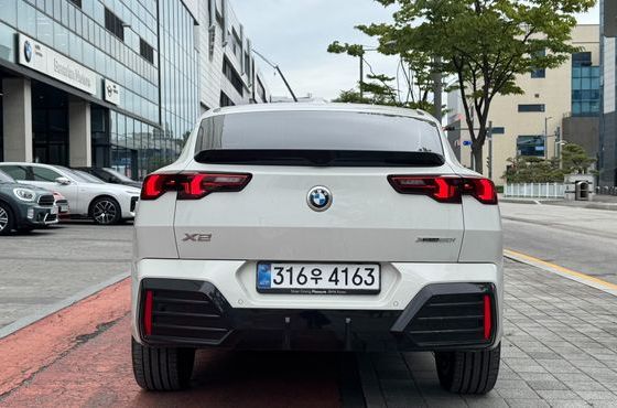 BMW X2 (F39) xDrive 20i M Sport — пробег 4 153 км — фото 3 из 5