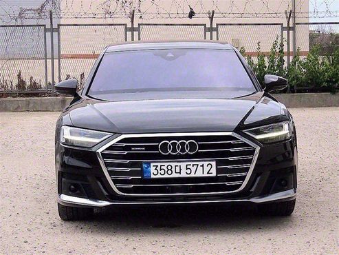 Audi A8 55 TFSI Quattro LWB — пробег 105 466 км — фото 3 из 5