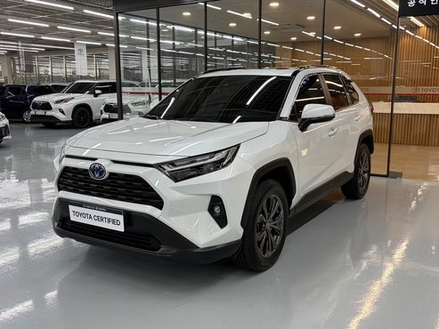 Toyota RAV4 2.5 2WD Hybrid XLE — пробег 42 978 км — фото 1 из 5