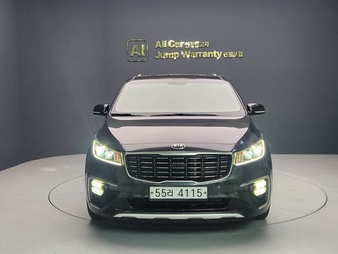 Kia Carnival 9-Seater Noblesse Special — пробег 112 069 км — фото 3 из 5