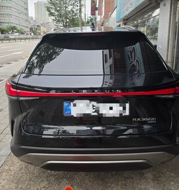 Lexus RX Premium — пробег 1 800 км — фото 1 из 5