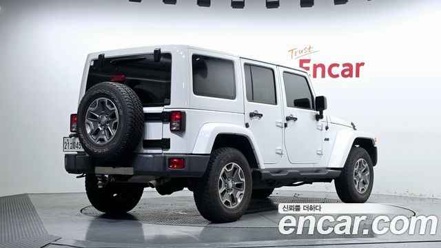 Jeep Wrangler 3.6 Sahara 4Door — пробег 57 362 км — фото 2 из 5