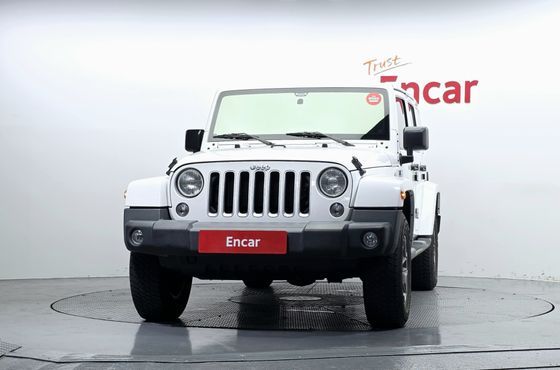 Jeep Wrangler 3.6 Sahara 4Door — пробег 57 362 км — фото 3 из 5