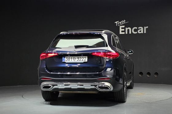 Mercedes-Benz GLC-Class GLC300 4MATIC AMG Line — пробег 13 125 км — фото 4 из 5