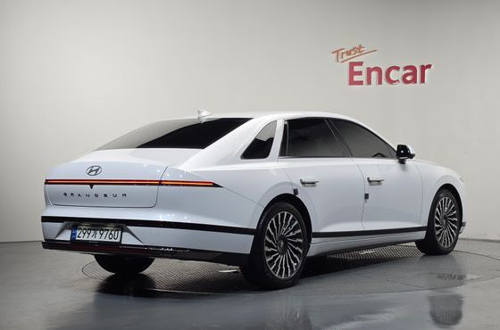 Hyundai Grandeur Calligraphy — пробег 71 847 км — фото 2 из 5