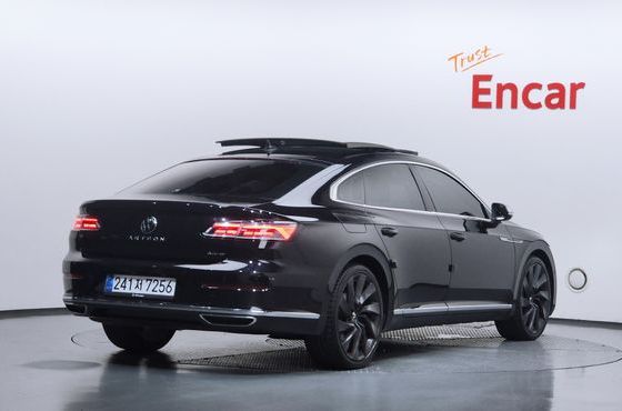 Volkswagen Arteon 2.0 TDI Presige 4Motion — пробег 75 748 км — фото 2 из 5