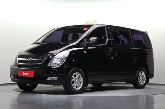 Hyundai Starex 12-Seater Wagon CVX Luxury — пробег 201 596 км — фото 1 из 5