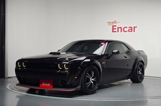Dodge Challenger 5.7 — пробег 82 400 км — фото 1 из 5