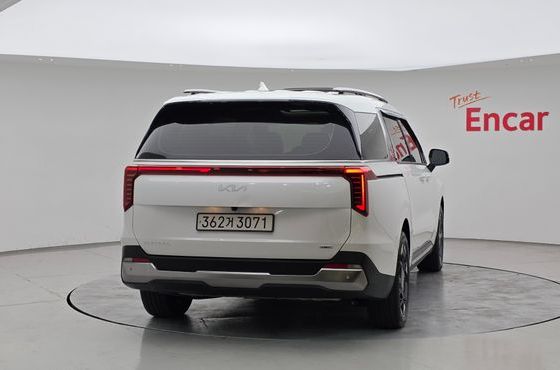 Kia Carnival HEV 9seater Signature — пробег 38 433 км — фото 4 из 5