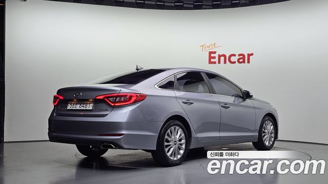 Hyundai Sonata 2.0 Style — пробег 99 821 км — фото 2 из 5