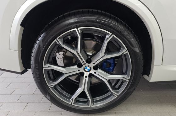 BMW X5 xDrive 30d M Sport — пробег 6 880 км — фото 5 из 5