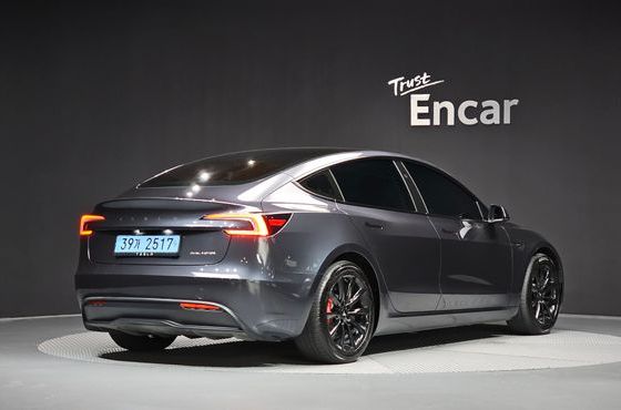 Tesla Model 3 Long Range AWD — пробег 20 191 км — фото 2 из 5