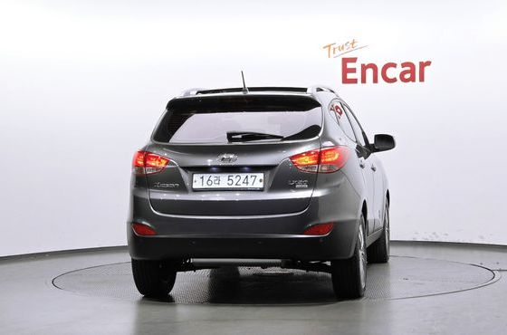 Hyundai Tucson Diesel 2WD LX20 Premier — пробег 160 680 км — фото 4 из 5