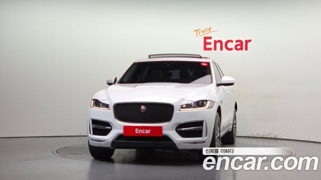 Jaguar F-PACE 35t R-Sport — пробег 70 863 км — фото 3 из 5