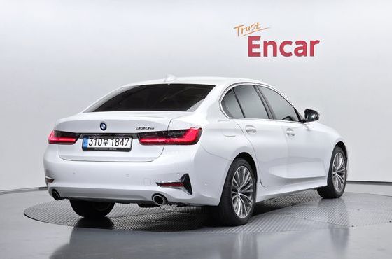 BMW 3-Series 330e Luxury — пробег 103 908 км — фото 2 из 5