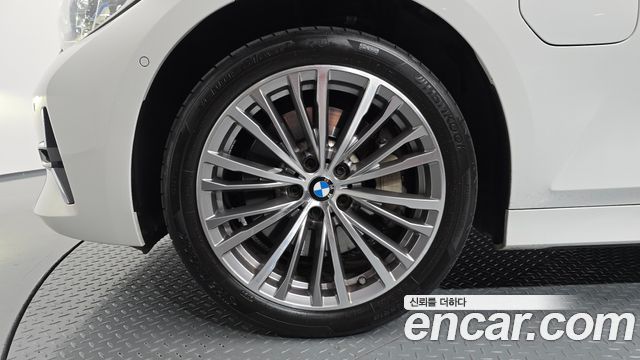 BMW 3-Series из Кореи Encar