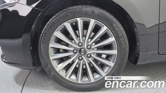 Kia K7 из Кореи Encar