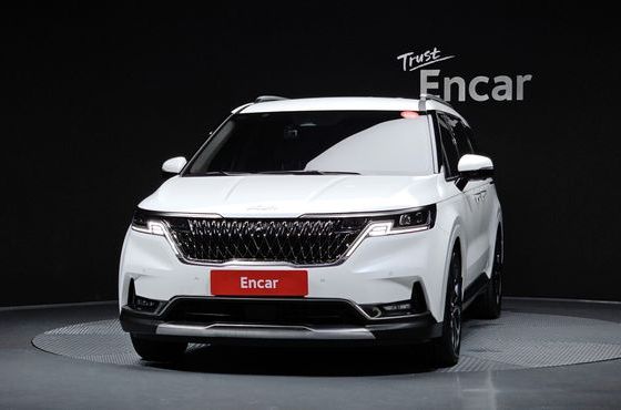 Kia Carnival Diesel 9-Seater Noblesse — пробег 68 098 км — фото 3 из 5