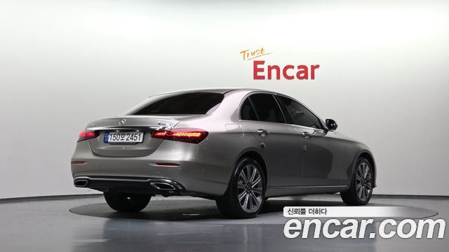 Mercedes-Benz E-Class из Кореи Encar